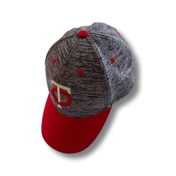 Minnesota Twins Dairy Queen SGA 2018 Baseball Hat, Snapback Adjustable Cap - Picture 3 of 7